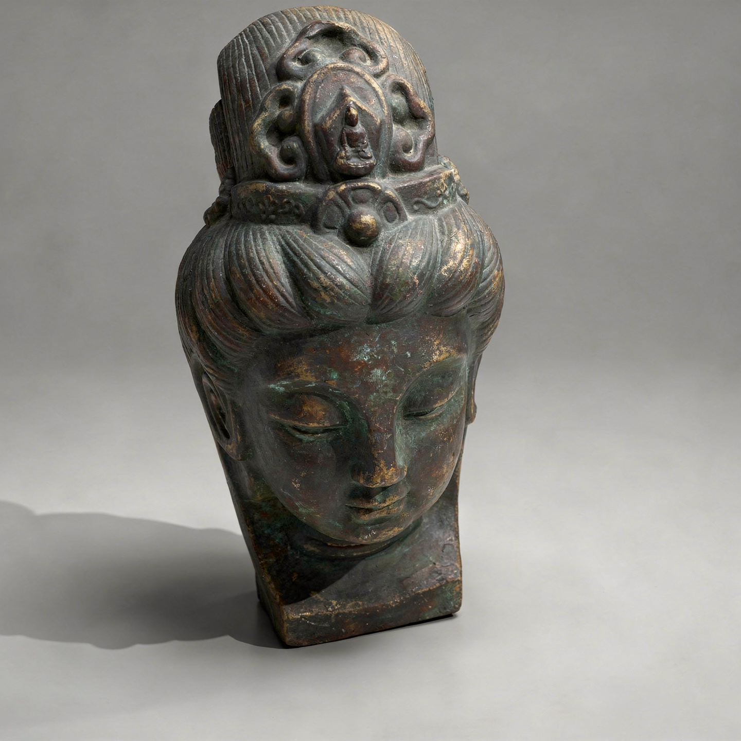 Guayin Bust