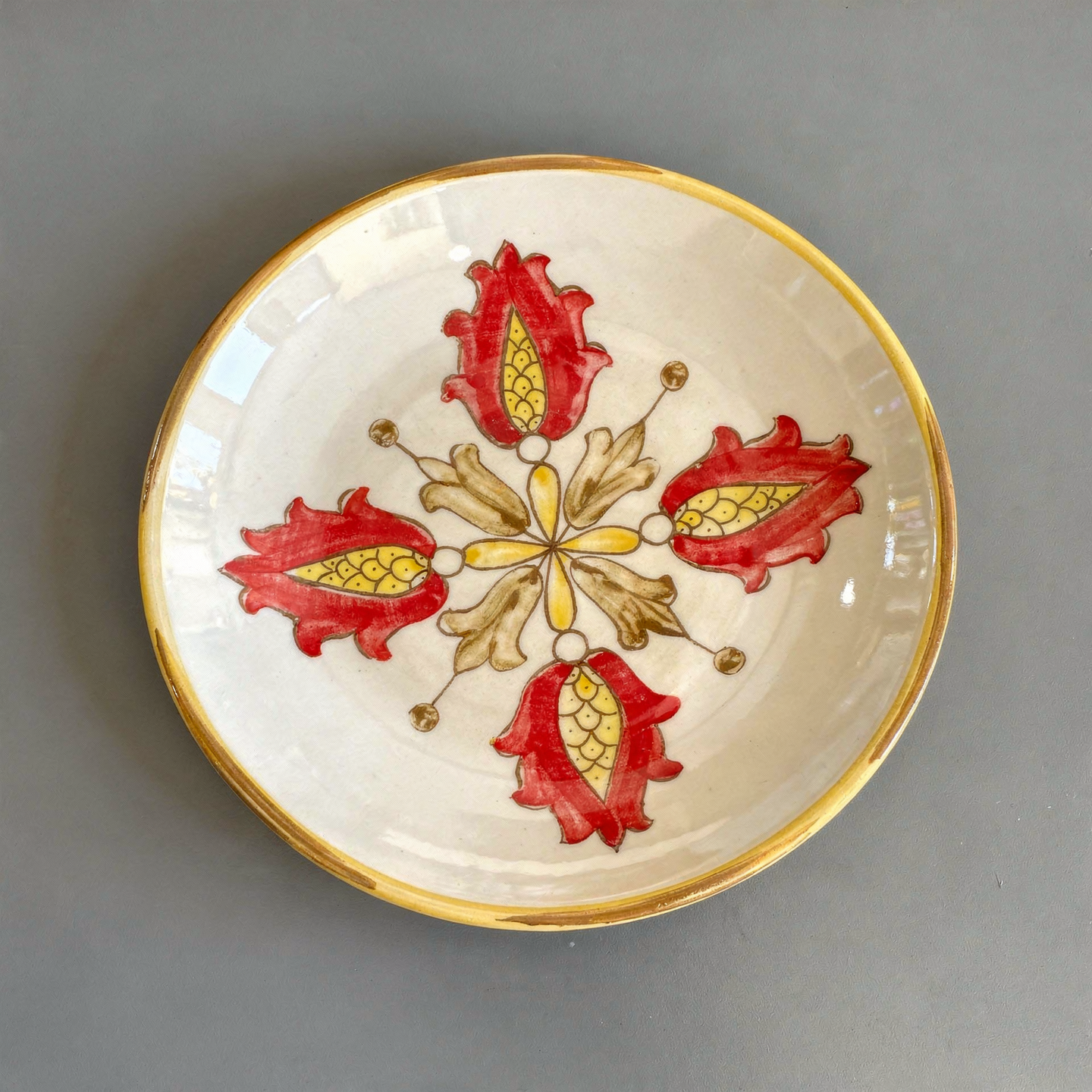 Williams Sonoma plate set of 4