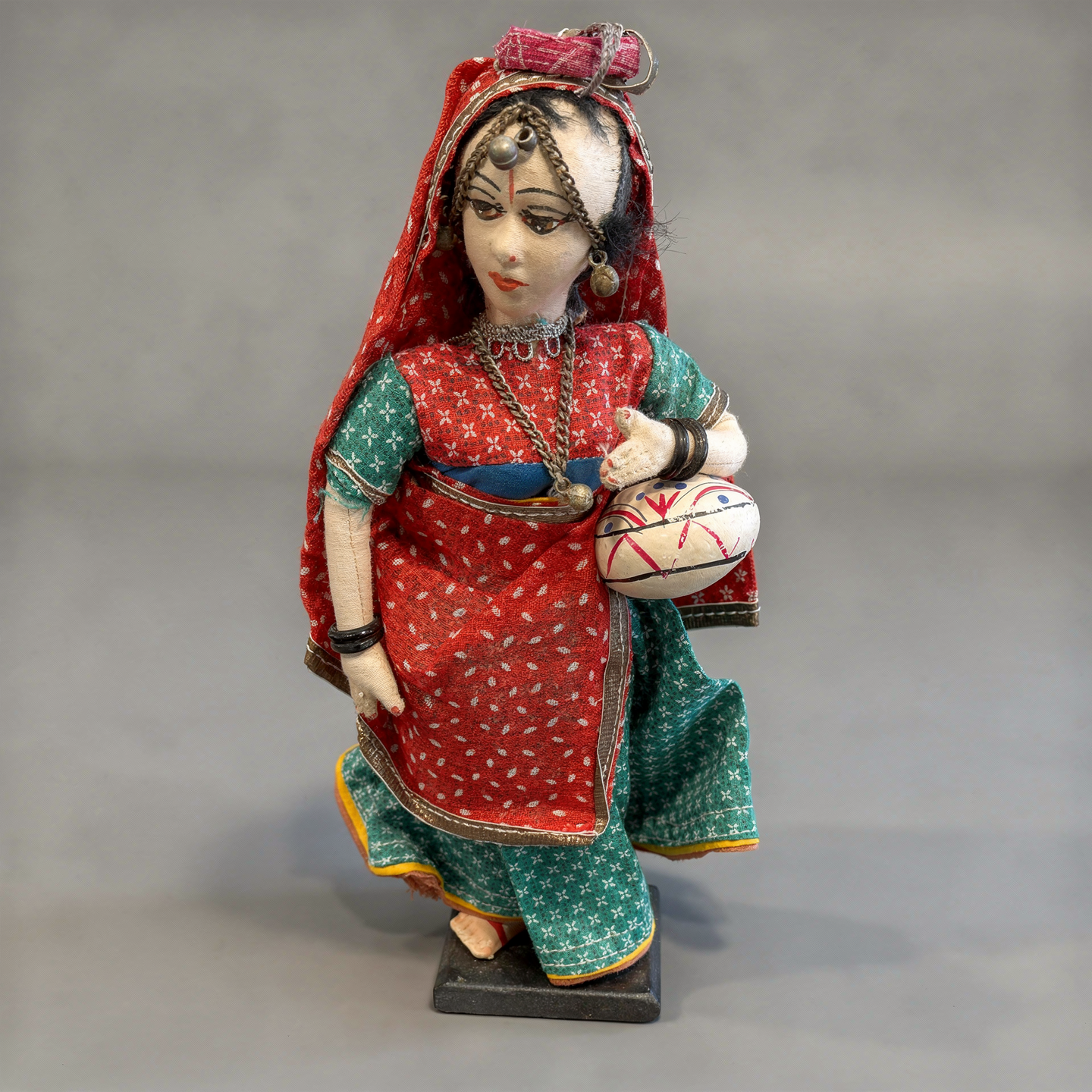 Hindu, Indian Doll