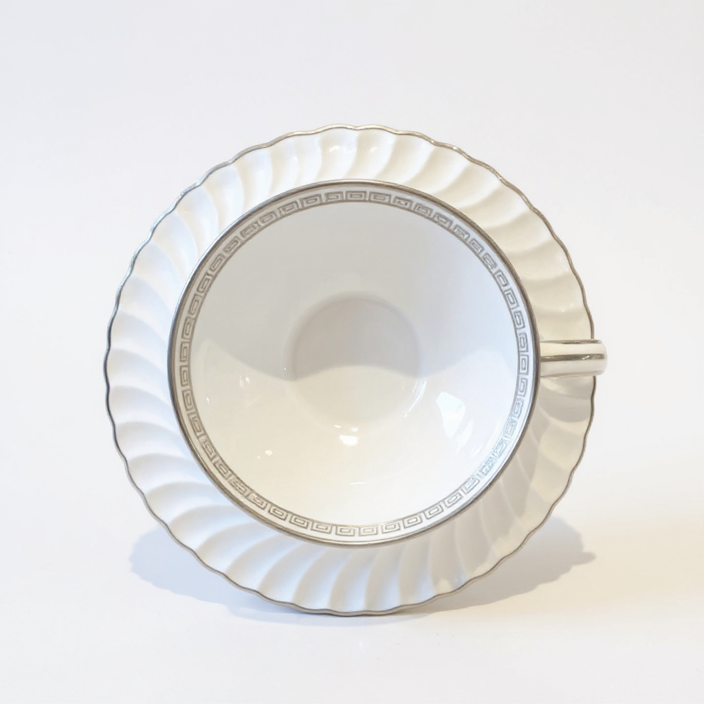 18 Piece Tea Set Noritake/Mikasa Fine China